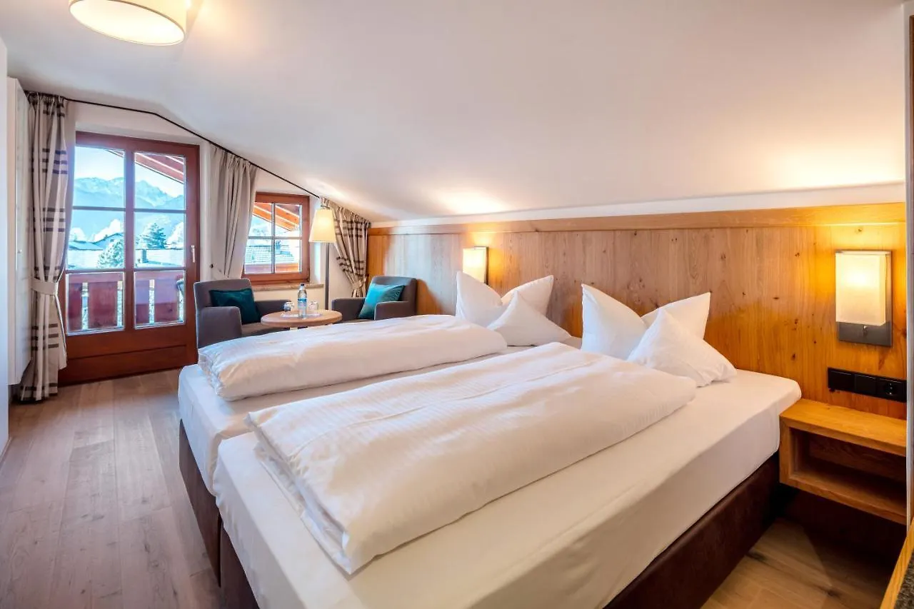Hotel Helmer Schwangau 3*,  Germany